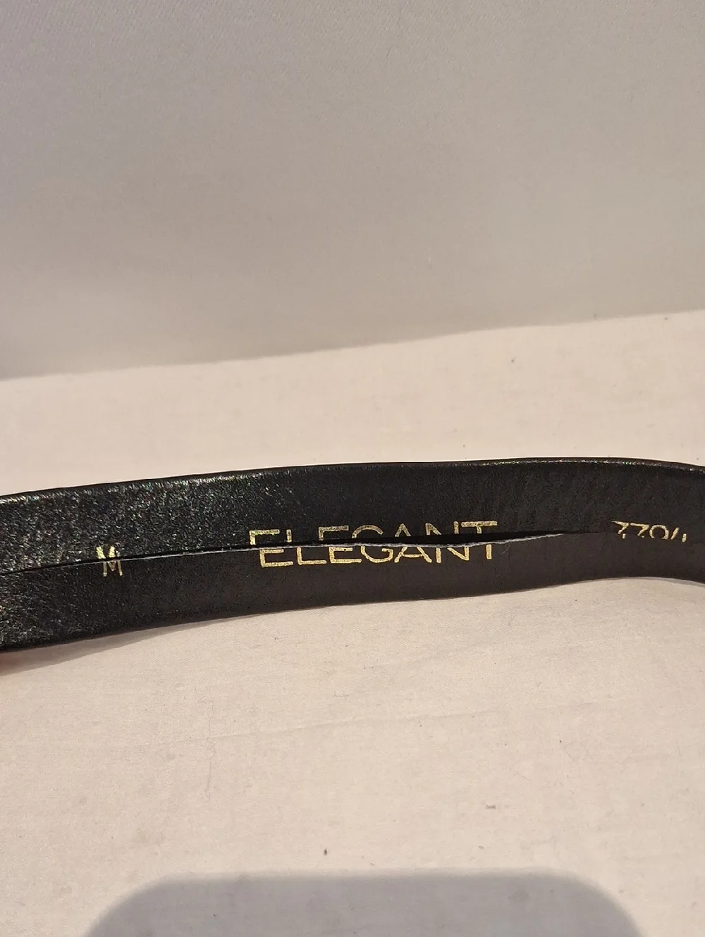 Vintage Elegant Black Leather Women's Belt with Gold Interlock Buckle
